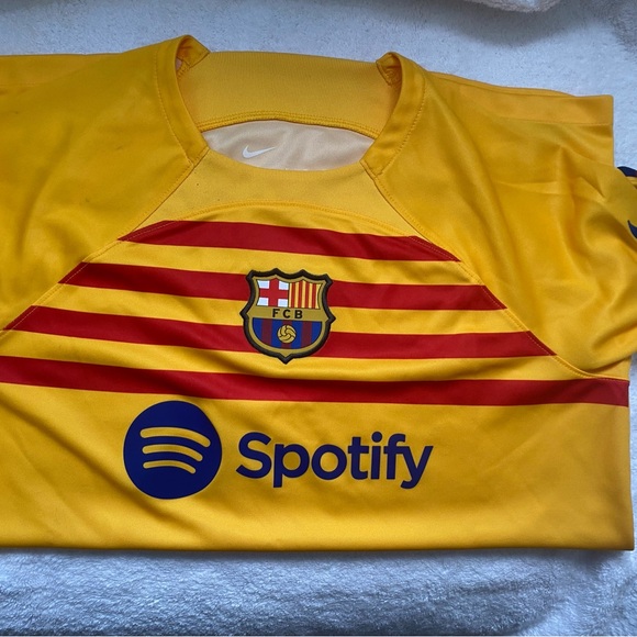 NIKE Kids XL Dri- FIT Spotify Football/ Soccer Shirt - Picture 1 of 2